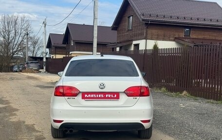 Volkswagen Jetta VI, 2012 год, 990 000 рублей, 7 фотография