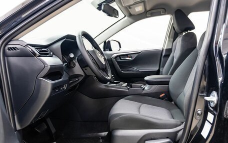 Toyota RAV4, 2020 год, 3 548 000 рублей, 31 фотография