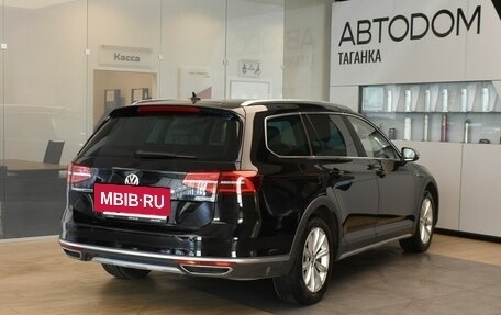Volkswagen Passat B8 рестайлинг, 2018 год, 3 149 000 рублей, 7 фотография