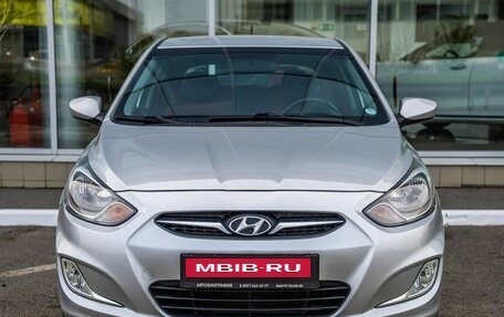 Hyundai Solaris II рестайлинг, 2011 год, 828 000 рублей, 2 фотография