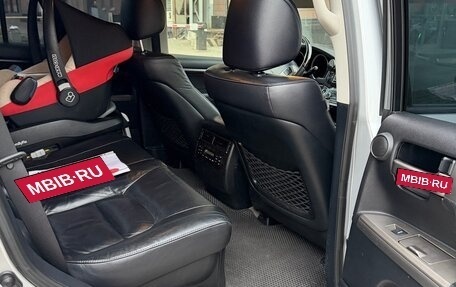 Toyota Land Cruiser 200, 2011 год, 2 600 000 рублей, 16 фотография