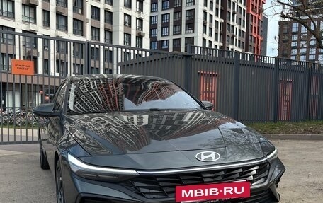 Hyundai Elantra, 2024 год, 2 200 000 рублей, 2 фотография