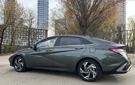Hyundai Elantra, 2024 год, 2 200 000 рублей, 9 фотография