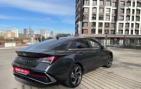 Hyundai Elantra, 2024 год, 2 200 000 рублей, 8 фотография