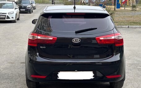 KIA Rio III рестайлинг, 2012 год, 600 000 рублей, 2 фотография