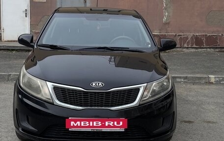 KIA Rio III рестайлинг, 2012 год, 600 000 рублей, 13 фотография