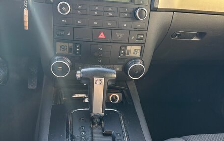 Volkswagen Touareg III, 2007 год, 999 999 рублей, 14 фотография