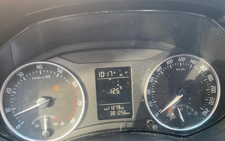 Skoda Octavia, 2010 год, 470 000 рублей, 2 фотография