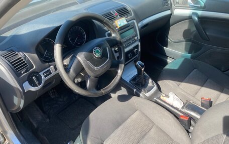 Skoda Octavia, 2010 год, 470 000 рублей, 3 фотография