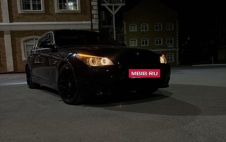 BMW 5 серия, 2009 год, 1 250 000 рублей, 19 фотография