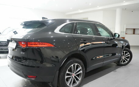 Jaguar F-Pace, 2017 год, 3 475 000 рублей, 4 фотография