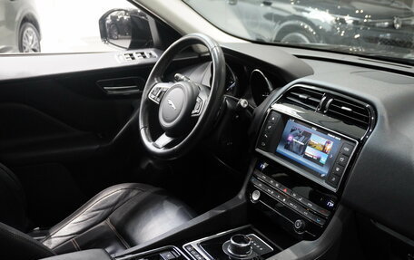 Jaguar F-Pace, 2017 год, 3 475 000 рублей, 11 фотография