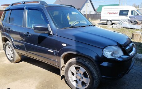 Chevrolet Niva I рестайлинг, 2012 год, 430 000 рублей, 1 фотография