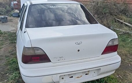 Daewoo Nexia I рестайлинг, 1998 год, 35 000 рублей, 3 фотография