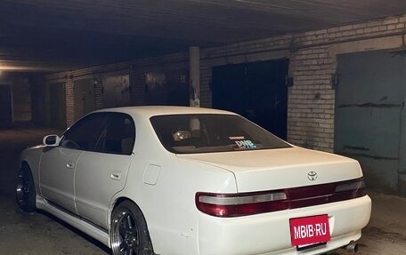 Toyota Chaser IV, 1993 год, 850 000 рублей, 4 фотография