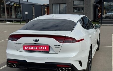 KIA Stinger I, 2021 год, 2 650 000 рублей, 9 фотография