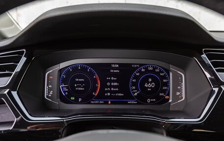 Volkswagen Touran III, 2022 год, 3 242 000 рублей, 8 фотография