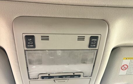 Toyota Land Cruiser 200, 2011 год, 3 199 900 рублей, 16 фотография