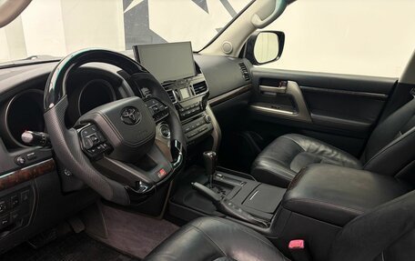Toyota Land Cruiser 200, 2011 год, 3 199 900 рублей, 19 фотография