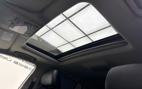Toyota Land Cruiser 200, 2011 год, 3 199 900 рублей, 17 фотография