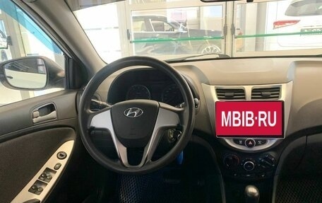 Hyundai Solaris II рестайлинг, 2013 год, 900 681 рублей, 8 фотография