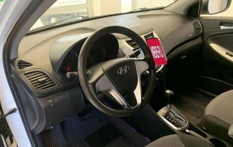 Hyundai Solaris II рестайлинг, 2013 год, 900 681 рублей, 13 фотография