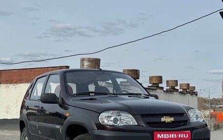 Chevrolet Niva I рестайлинг, 2009 год, 600 000 рублей, 1 фотография
