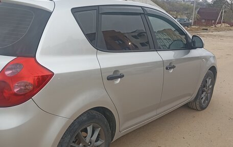 KIA cee'd I рестайлинг, 2007 год, 735 000 рублей, 3 фотография