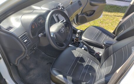 Toyota Corolla, 2012 год, 830 000 рублей, 3 фотография