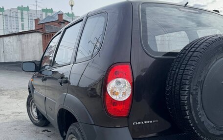 Chevrolet Niva I рестайлинг, 2009 год, 600 000 рублей, 5 фотография