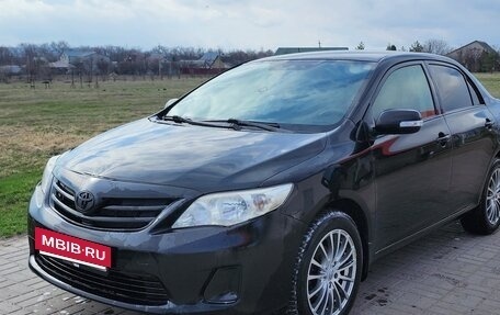 Toyota Corolla, 2011 год, 950 000 рублей, 5 фотография