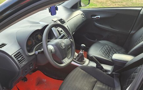Toyota Corolla, 2011 год, 950 000 рублей, 16 фотография