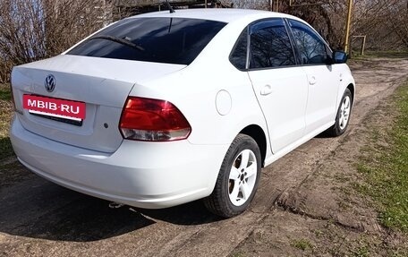 Volkswagen Polo VI (EU Market), 2013 год, 700 000 рублей, 2 фотография