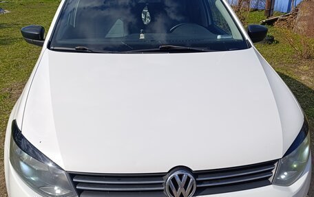 Volkswagen Polo VI (EU Market), 2013 год, 700 000 рублей, 4 фотография