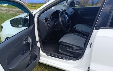 Volkswagen Polo VI (EU Market), 2013 год, 700 000 рублей, 11 фотография