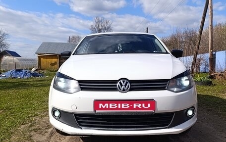 Volkswagen Polo VI (EU Market), 2013 год, 700 000 рублей, 5 фотография