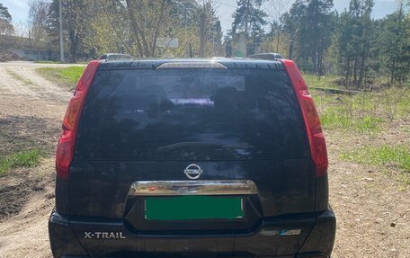 Nissan X-Trail, 2010 год, 980 000 рублей, 2 фотография