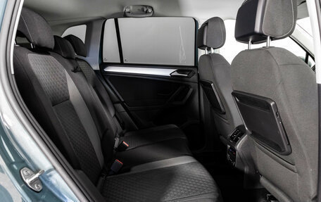Volkswagen Tiguan II, 2020 год, 2 099 000 рублей, 19 фотография