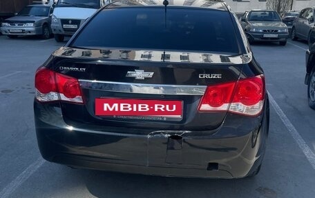 Chevrolet Cruze II, 2013 год, 500 000 рублей, 3 фотография