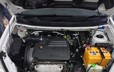 Suzuki Aerio, 2005 год, 309 999 рублей, 19 фотография