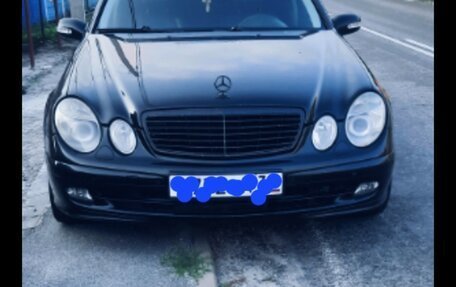 Mercedes-Benz E-Класс, 2002 год, 550 000 рублей, 1 фотография