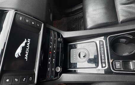 Jaguar F-Pace, 2016 год, 2 500 000 рублей, 18 фотография