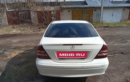 Mercedes-Benz C-Класс, 2004 год, 870 000 рублей, 2 фотография