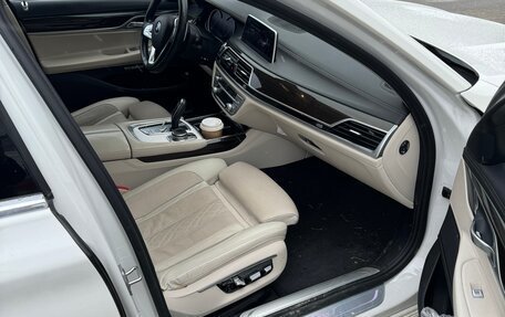 BMW 7 серия, 2016 год, 4 250 000 рублей, 13 фотография