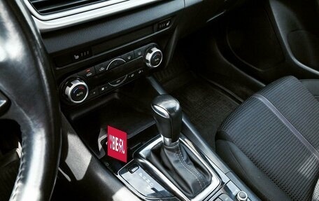 Mazda 3, 2017 год, 1 675 000 рублей, 9 фотография