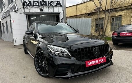 Mercedes-Benz C-Класс AMG, 2018 год, 4 500 000 рублей, 1 фотография