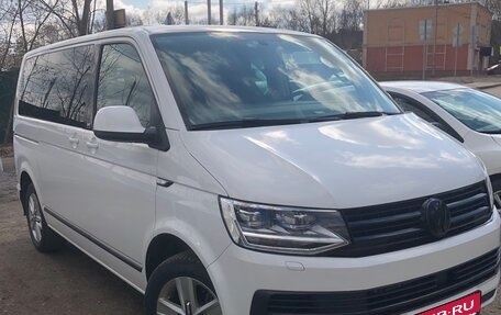 Volkswagen Multivan T6 рестайлинг, 2018 год, 3 800 000 рублей, 7 фотография