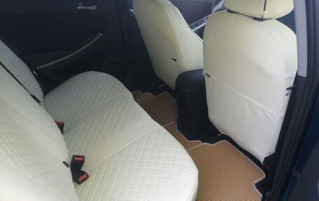 Hyundai Solaris II рестайлинг, 2015 год, 975 000 рублей, 3 фотография