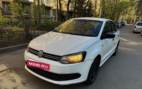 Volkswagen Polo VI (EU Market), 2012 год, 399 000 рублей, 3 фотография