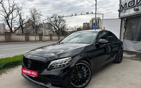 Mercedes-Benz C-Класс AMG, 2018 год, 4 500 000 рублей, 3 фотография